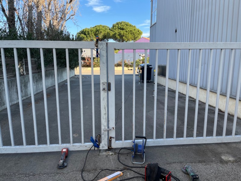 Réparation d’un portail métallique, double battant sur Mauguio 34130